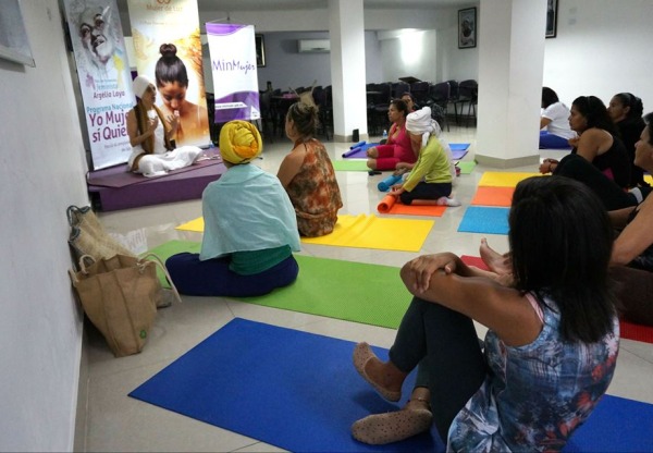 Imagen de cabecera de Gestando la Paz - Programa social de Yoga gratuito para la gestación y crianza consciente