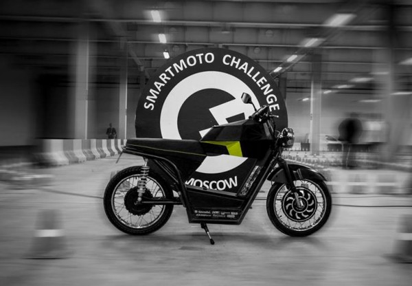 Imagen de cabecera de BRUC03, moto eléctrica