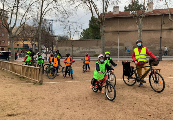 Imagen de cabecera de Bicibús: Omplim de bicis les escoles del país!