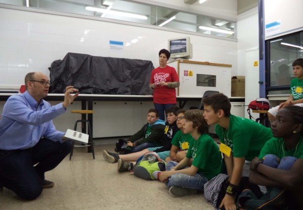 Imagen de cabecera de Els nens i nenes del CROMA vénen a la UAB