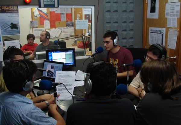Imagen de cabecera de CUAC FM Radio Comunitaria de A Coruña