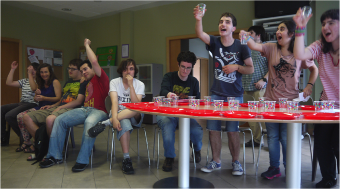 ensayo-brindis-no-podemos.png
