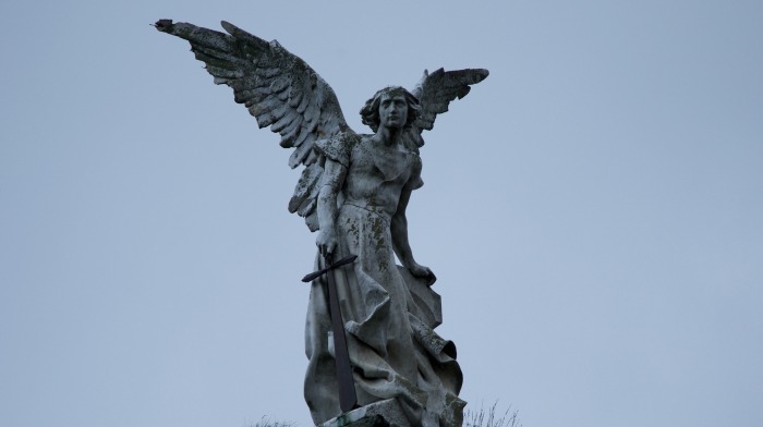 01-angel-1.jpg