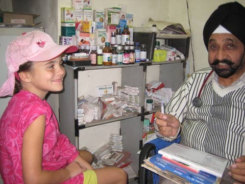 india-maya-rabiesinjection.jpg